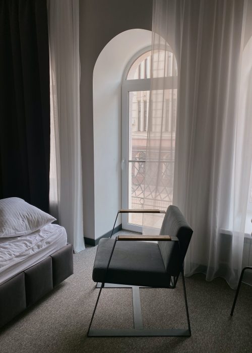 pexels-valeriya-kobzar-7407771